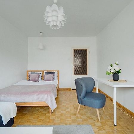 2 Bedroom Apt In Heart Of Warsaw Zgoda 9 Tv70 Ngoại thất bức ảnh