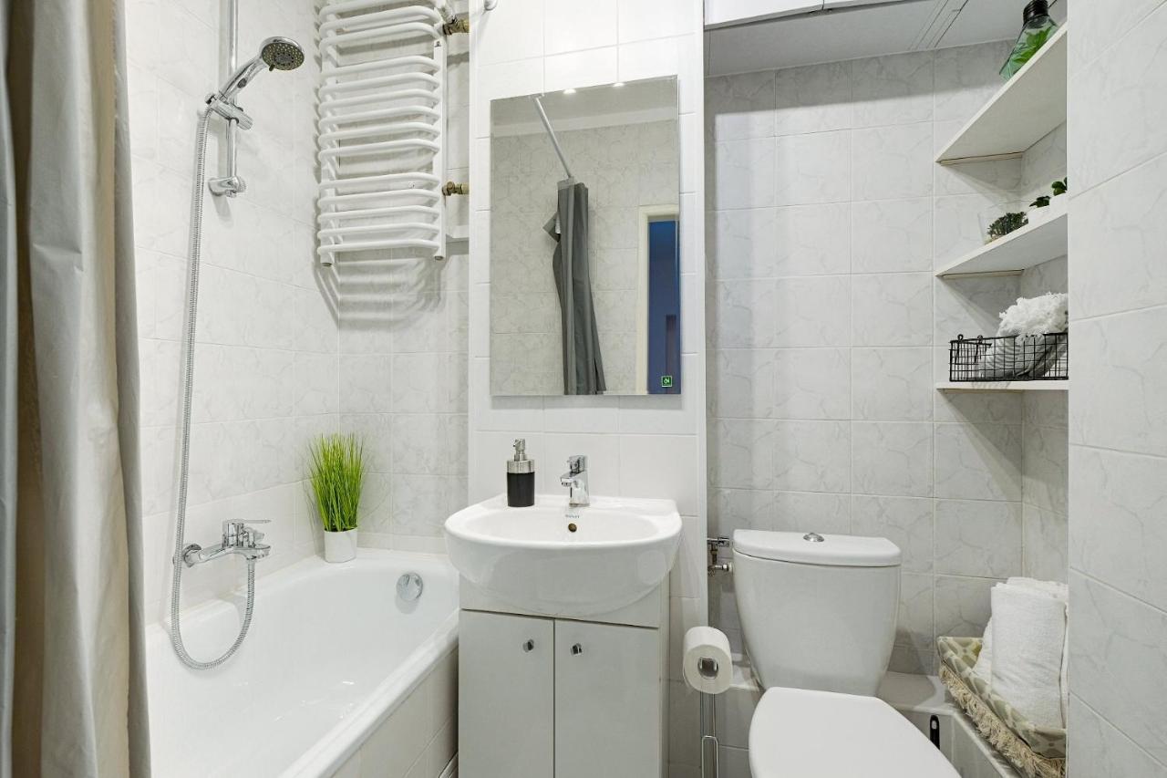2 Bedroom Apt In Heart Of Warsaw Zgoda 9 Tv70 Ngoại thất bức ảnh